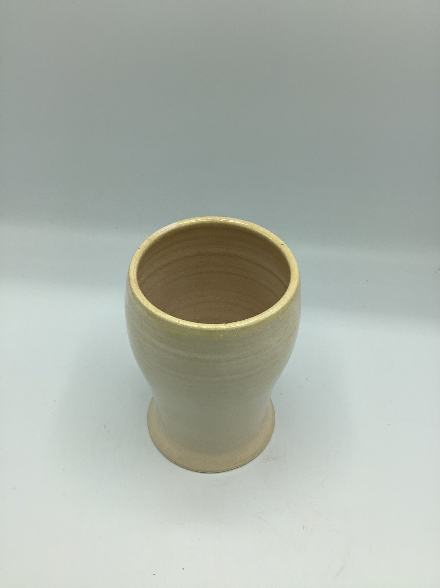 White Gloss Pint Cup